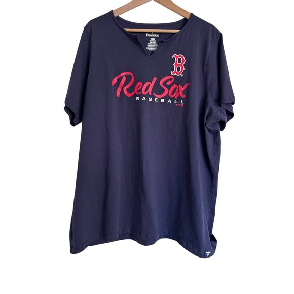 Boston Red Sox Fanatics Size 2X Womens Baseball Tee Shirt NWT - Picture 2 of 11